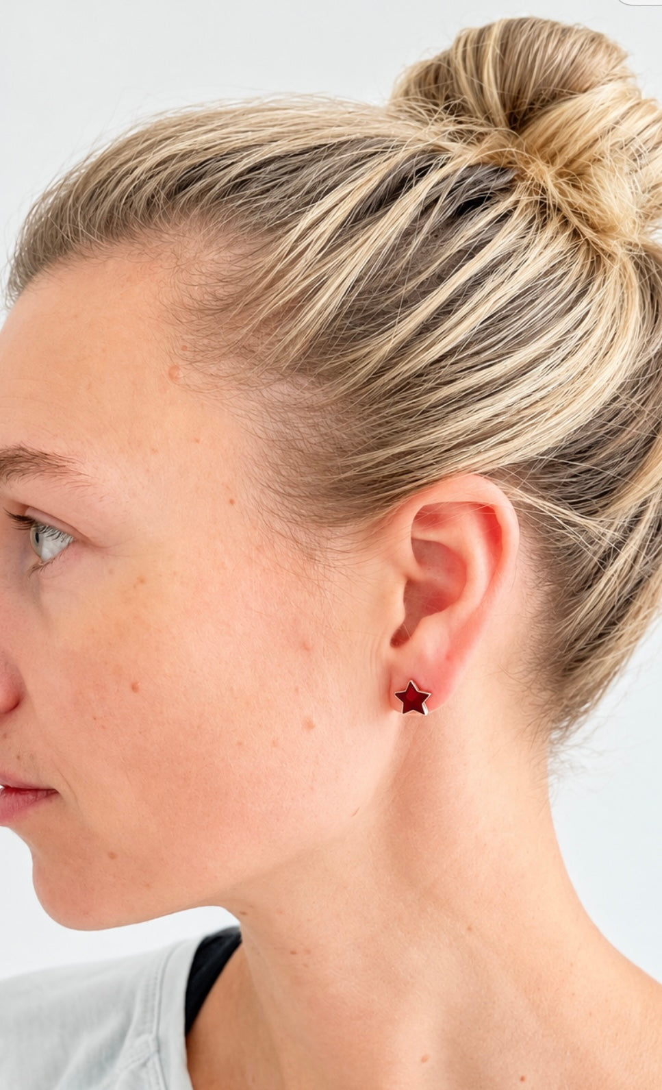 Cognac Baltic Amber Star Stud Earrings